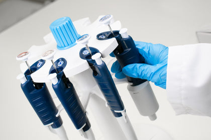 Four variable volume micropipettes
